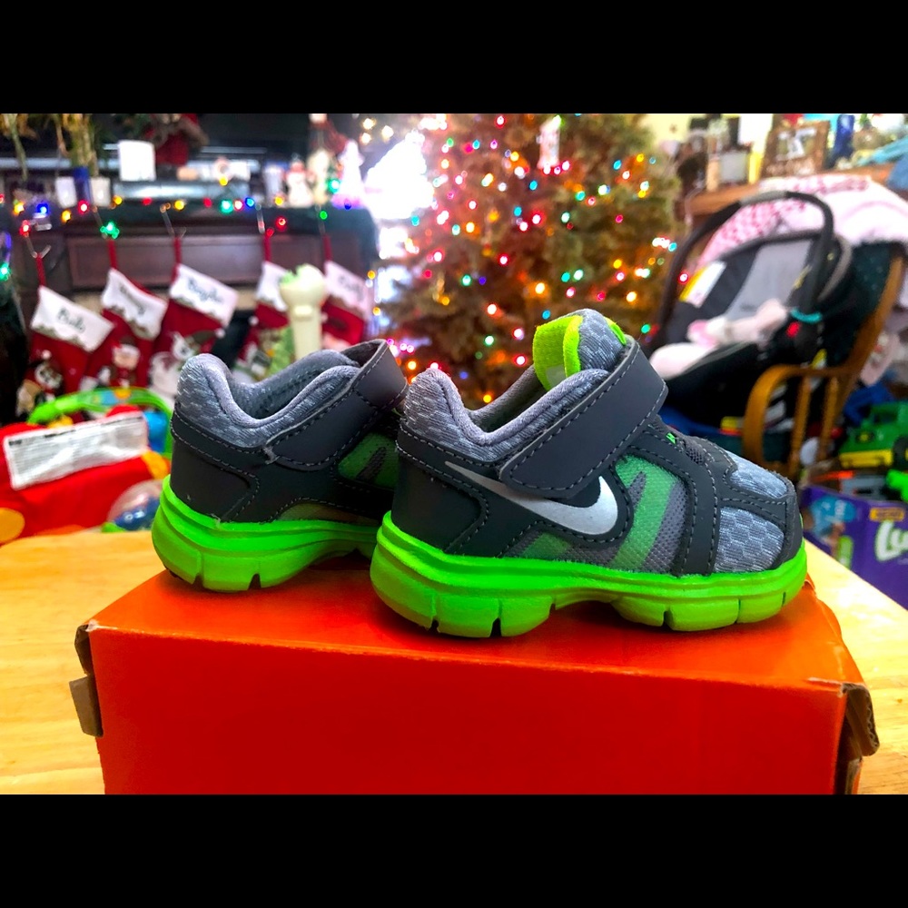 Nike 2c shoes